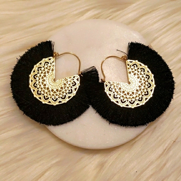 New Gold Black Filigree Silk Hoop Earrings - Picture 2 of 5